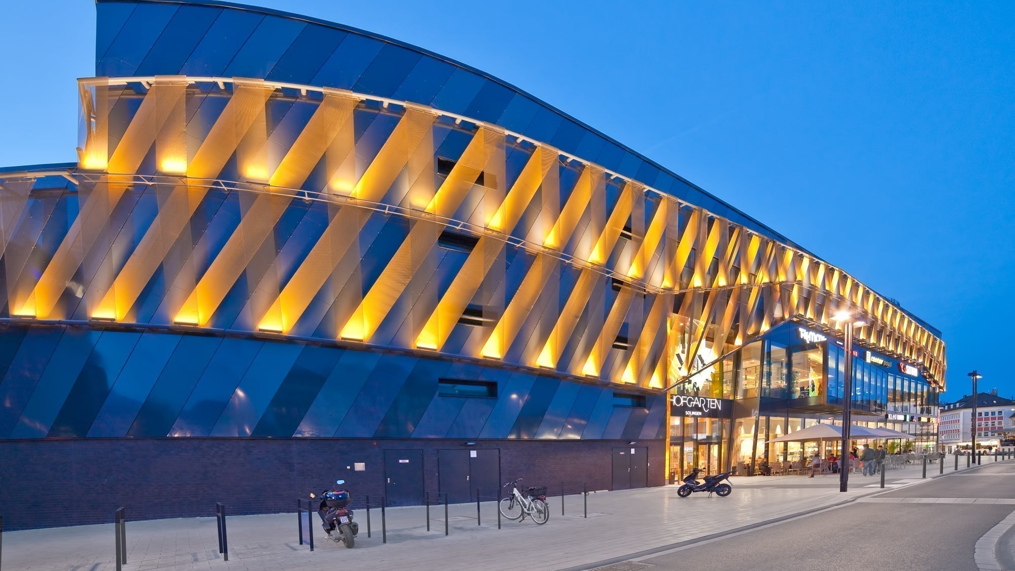 Shopping Center with Wovenpanel Feature Facade